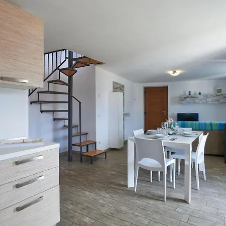 Apartment Rustico Maria *