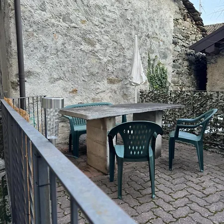 Rustico Maria Full House View Escape *