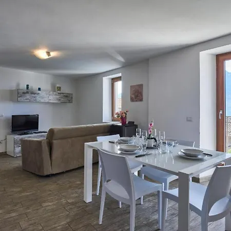 Rustico Maria Full House View Escape *