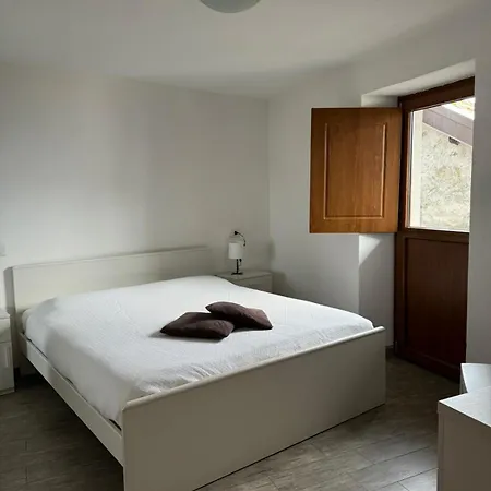 Rustico Maria Full House View Escape 베르카나