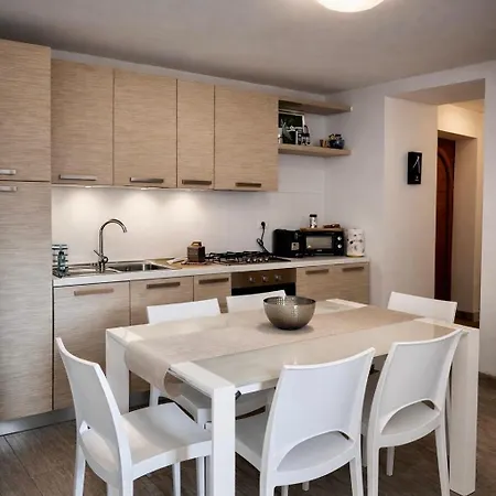 Rustico Maria Full House View Escape דירה Vercana