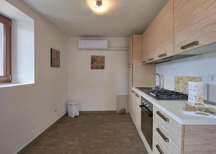 Rustico Maria Full House View Escape Vercana